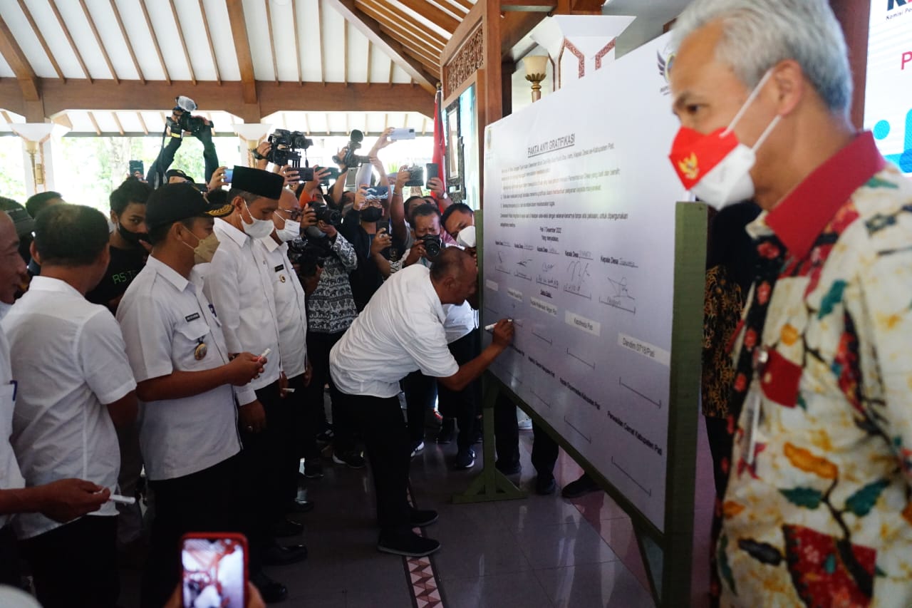 Gubernur Ingin Pati Jadi Kabupaten Pertama di Indonesia yang Punya Program Antikorupsi di Tiap Desa 